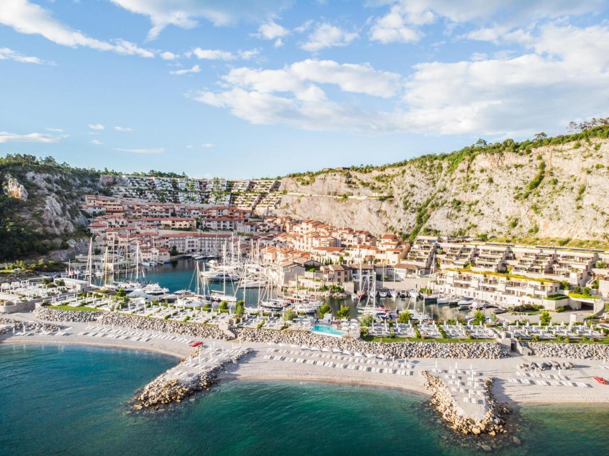 Апартаменты Portopiccolo Designer Penthouse Систиана Экстерьер фото